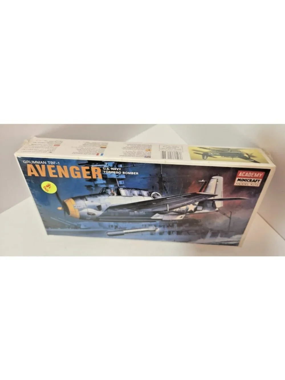 Academy Minicraft 1:72 Grumman Avenger TBF-1 Plastic Model Kit Un-Opened # 1651
